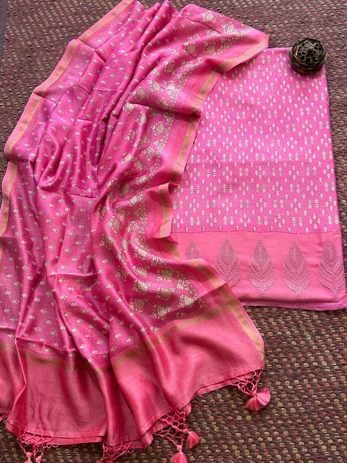 Premium Maheshwari Silk Unstitched Set